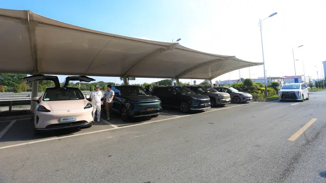 Menjajal Deretan Mobil Terbaru GAC Group Langsung di Markasnya